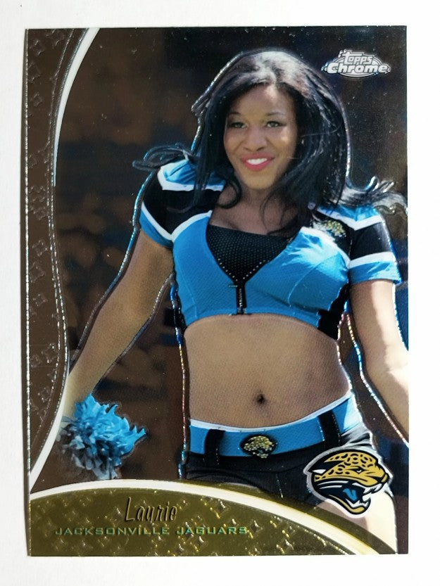 2009 Topps Chrome Cheerleaders #TCC6 Laurie