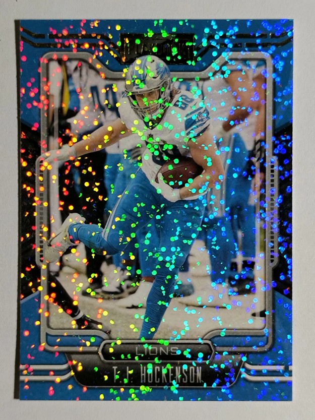 2021 Panini Playbook Sparkle #31 T.J. Hockenson