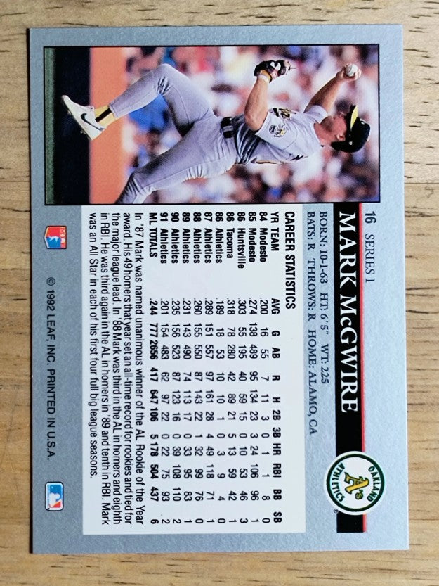 1992 Leaf #16 Mark McGwire