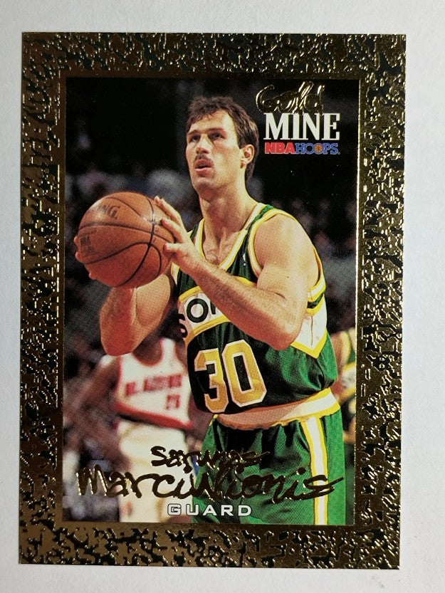 1994-95 Hoops #449 Sarunas Marciulionis GM