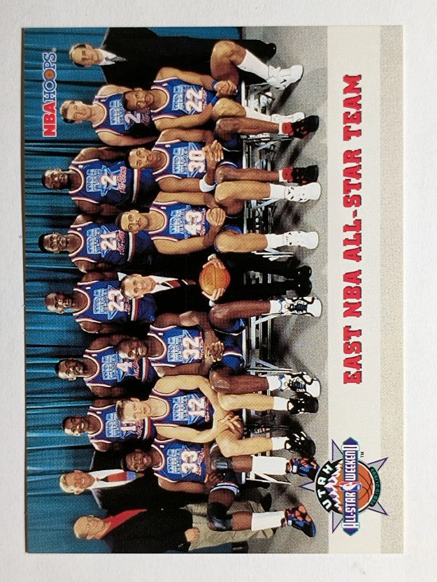 1993-94 Hoops #281 East Team Photo/Michael Jordan (NM)