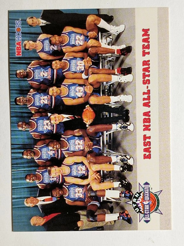 1993-94 Hoops #281 East Team Photo/Michael Jordan (NM)
