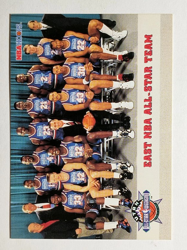 1993-94 Hoops #281 East Team Photo (EX)