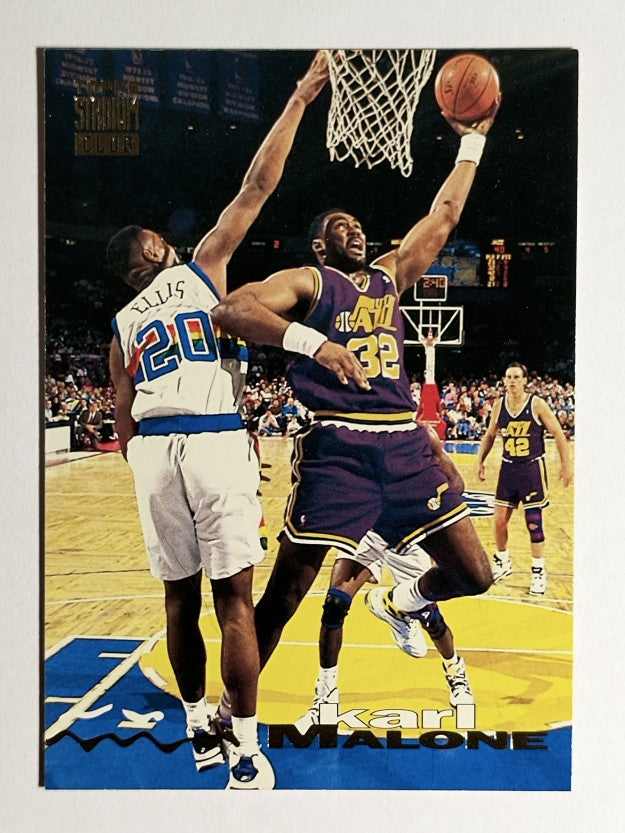 1993-94 Stadium Club #125 Karl Malone