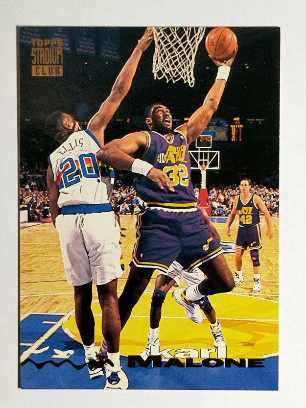 1993-94 Stadium Club #125 Karl Malone
