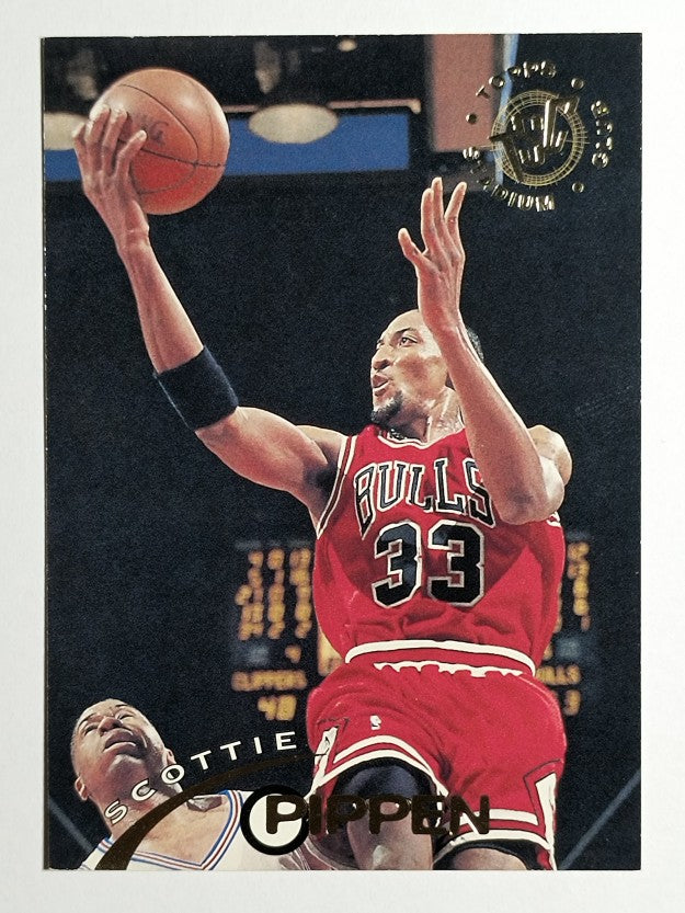 1994-95 Stadium Club #33 Scottie Pippen (NM)