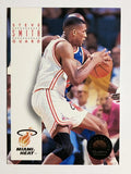 1993-94 SkyBox Premium #107 Steve Smith