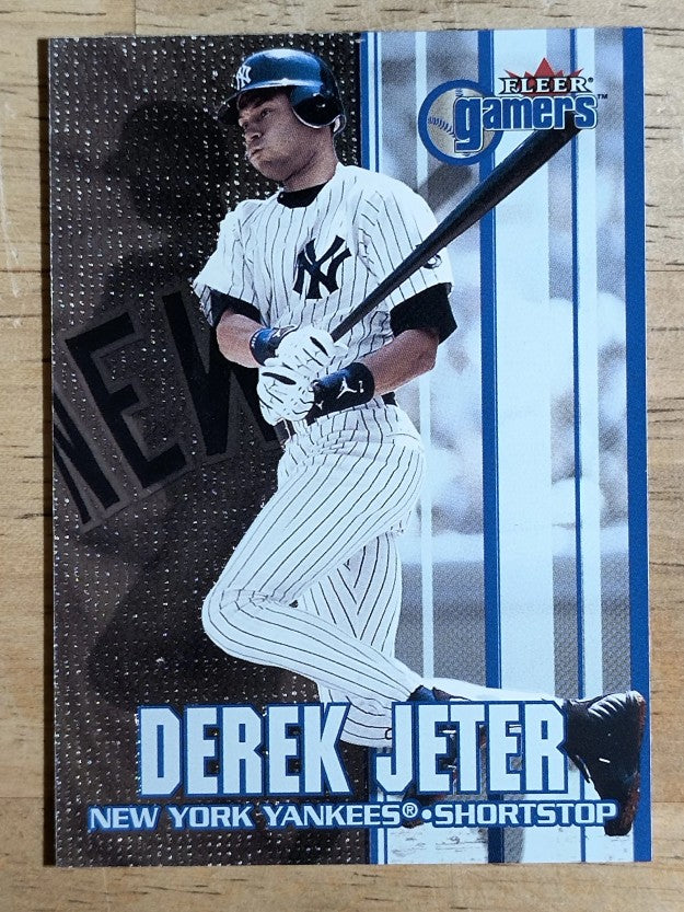 2000 Fleer Gamers #2 Derek Jeter