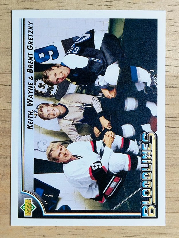 1992-93 Upper Deck #37 Wayne Gretzky BL/Keith Gretzky/Brent Gretzky