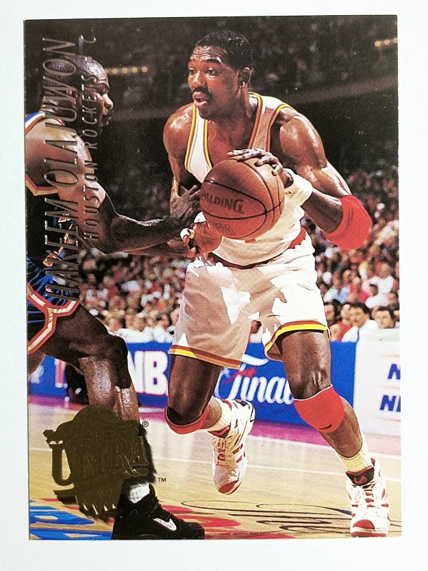 1994-95 Ultra #69 Hakeem Olajuwon