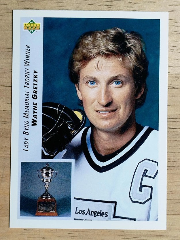 1992-93 Upper Deck #435 Wayne Gretzky AW/Lady Byng