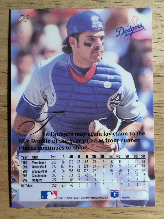 1993 Flair #75 Mike Piazza