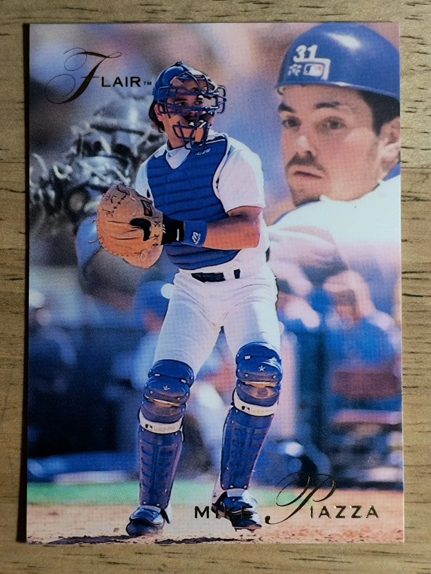 1993 Flair #75 Mike Piazza