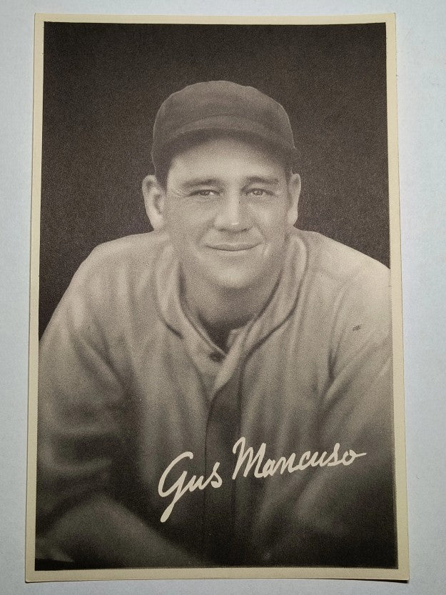 1939 Goudey Premiums R303B #19 Gus Mancuso (NM)