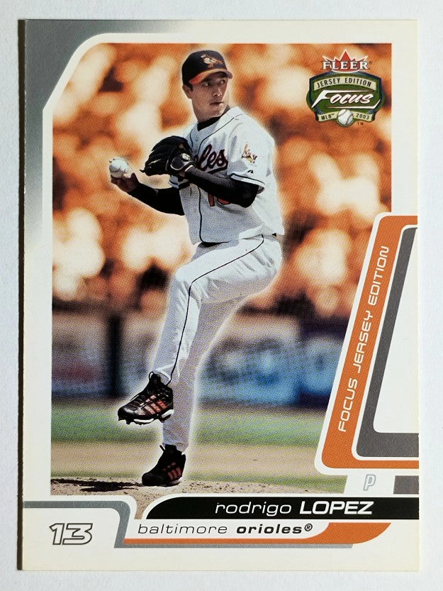 2003 Fleer Focus JE #98 Rodrigo Lopez