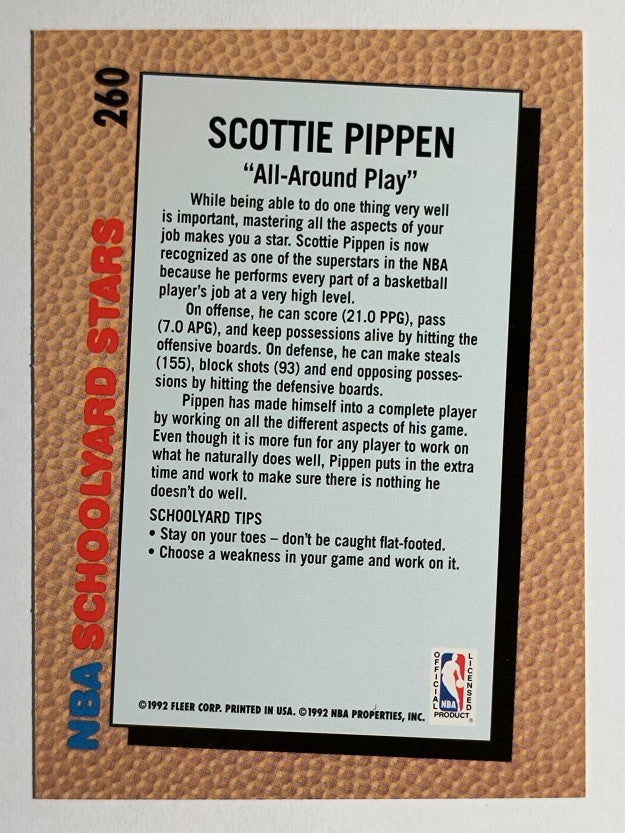 1992-93 Fleer #260 Scottie Pippen SY (NM)
