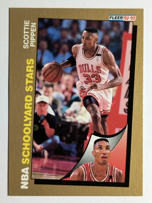 1992-93 Fleer #260 Scottie Pippen SY (NM)