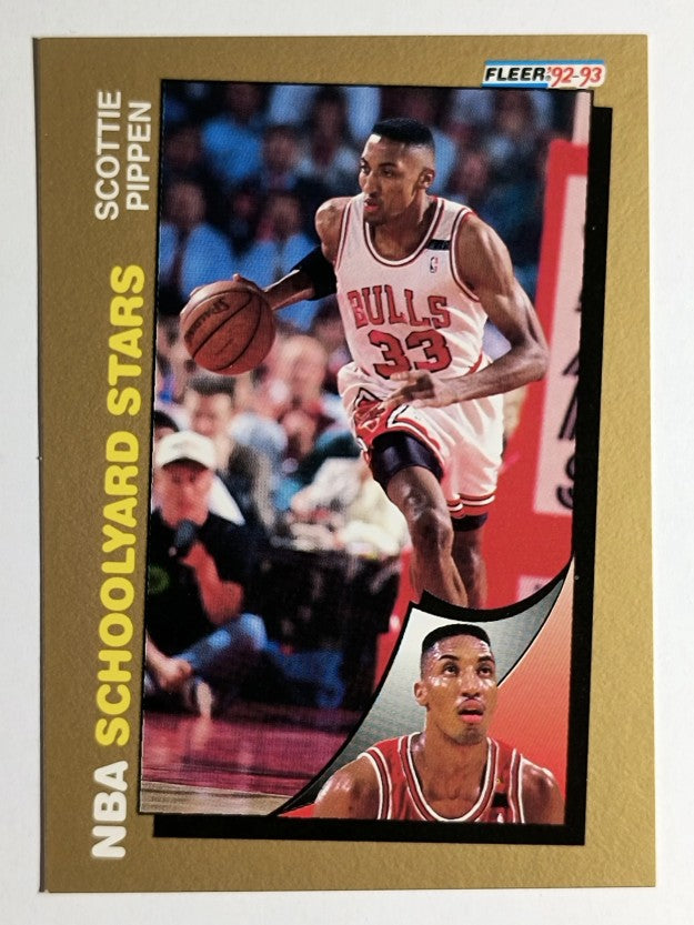 1992-93 Fleer #260 Scottie Pippen SY (NM)