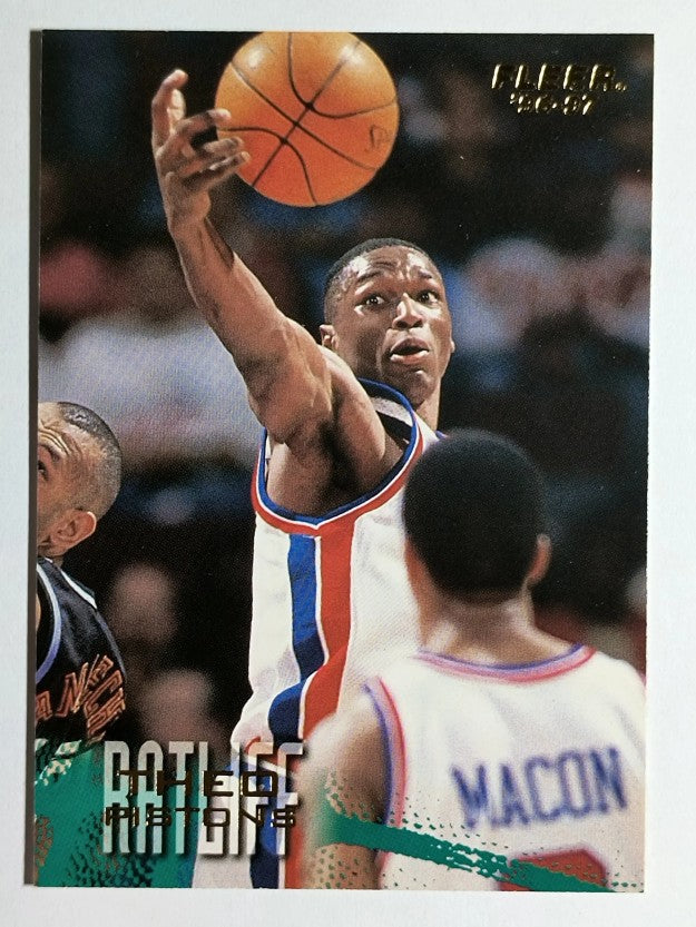 1996-97 Fleer #33 Theo Ratliff