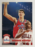 1993-94 Hoops #418 Gheorghe Muresan RC