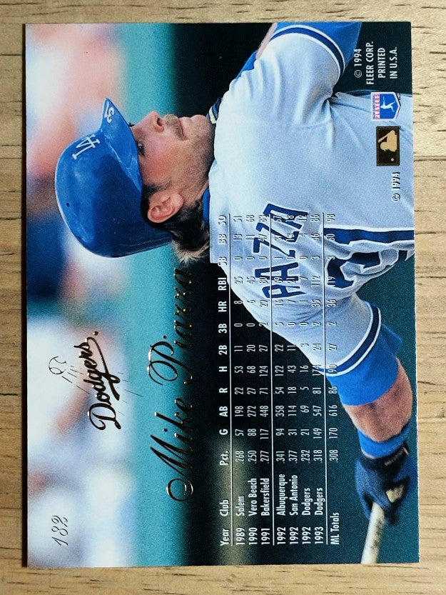 1994 Flair #182 Mike Piazza