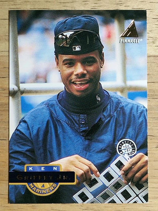 1994 Pinnacle #100 Ken Griffey Jr.
