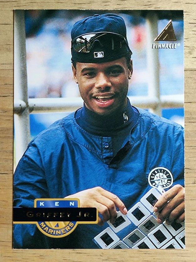 1994 Pinnacle #100 Ken Griffey Jr.