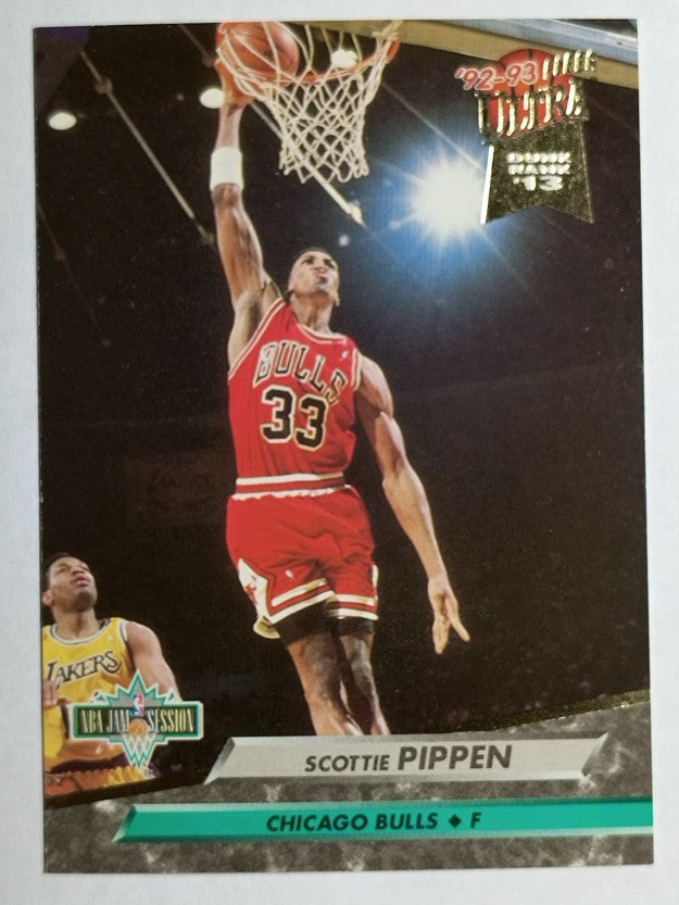 1992-93 Ultra #213 Scottie Pippen JS