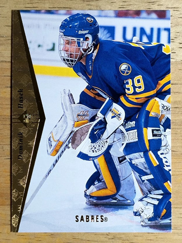 1994-95 SP #14 Dominik Hasek