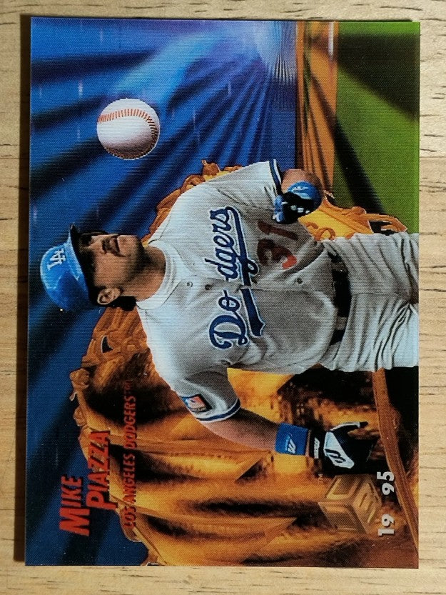 1995 UC3 #39 Mike Piazza