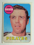 1969 Topps #553 Ron Davis (NMMT)