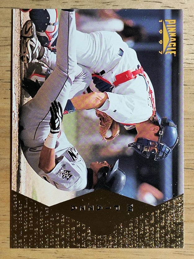1997 Pinnacle #103 Mike Piazza