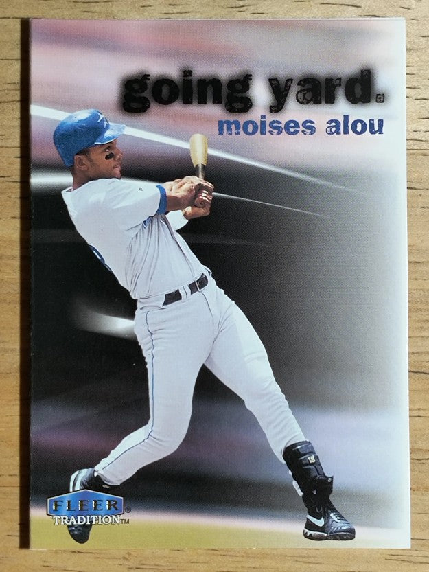1999 Fleer Tradition Going Yard #1 Moises Alou