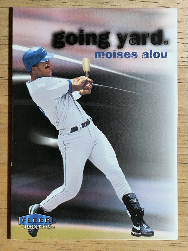 1999 Fleer Tradition Going Yard #1 Moises Alou