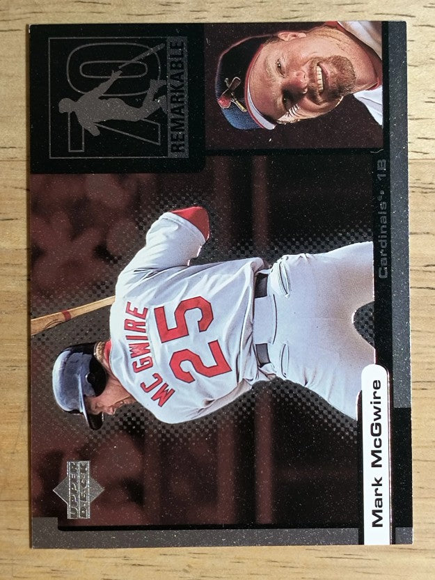 1999 Upper Deck Ovation ReMarkable Moments #M5 Mark McGwire/HR 14