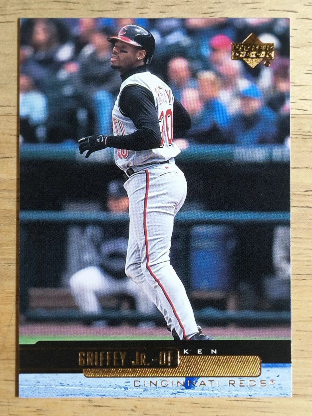 2000 Upper Deck #358 Ken Griffey Jr.