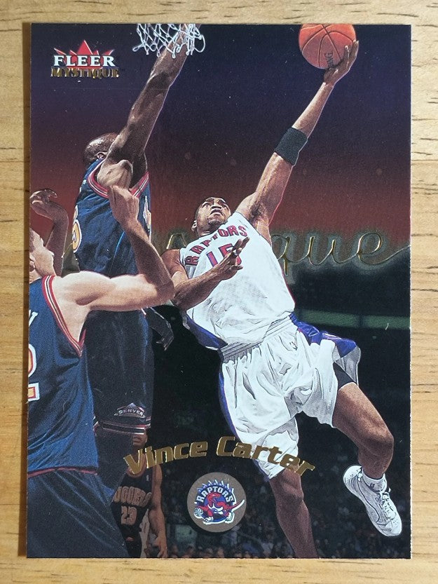 2000-01 Fleer Mystique #100 Vince Carter