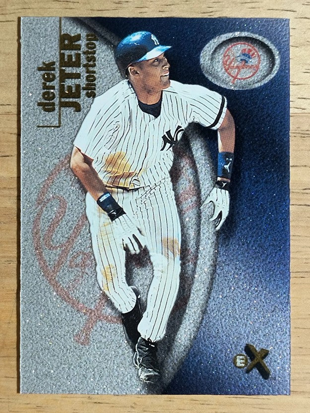 2001 E-X #2 Derek Jeter