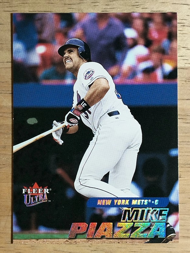 2001 Ultra #8 Mike Piazza
