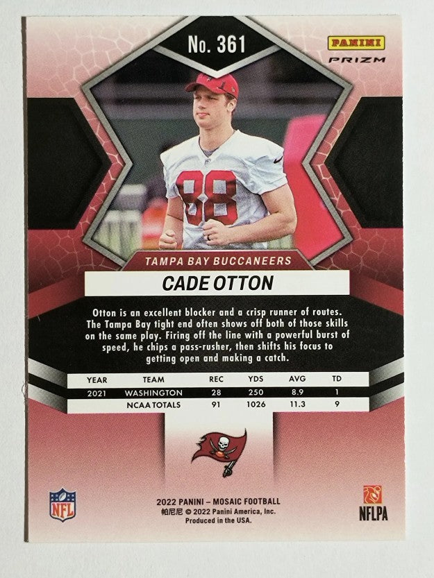 2022 Panini Mosaic Mosaic Camo Pink #361 Cade Otton