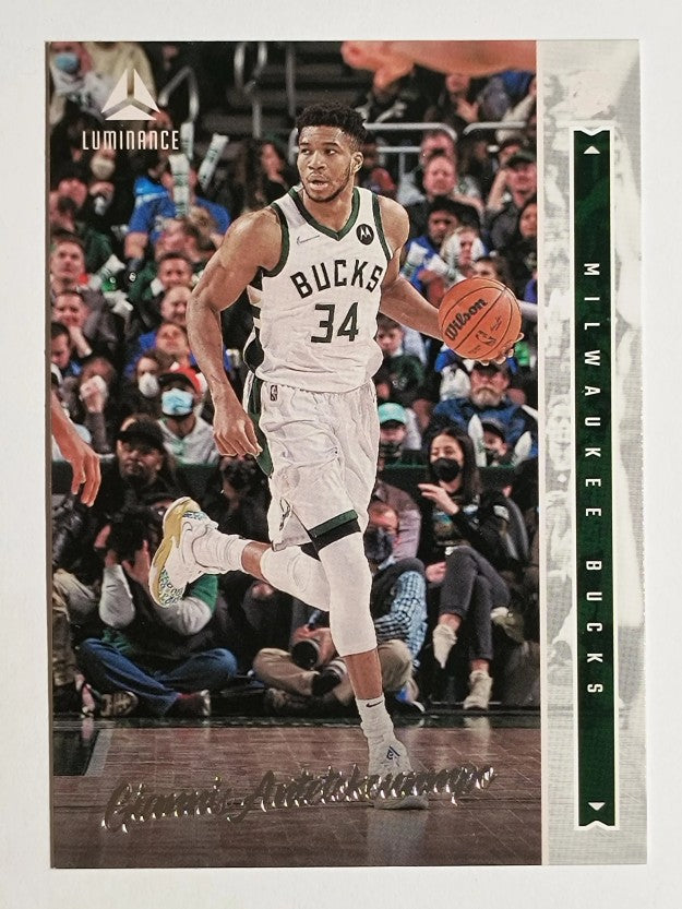 2021-22 Panini Chronicles #265 Giannis Antetokounmpo/Luminance