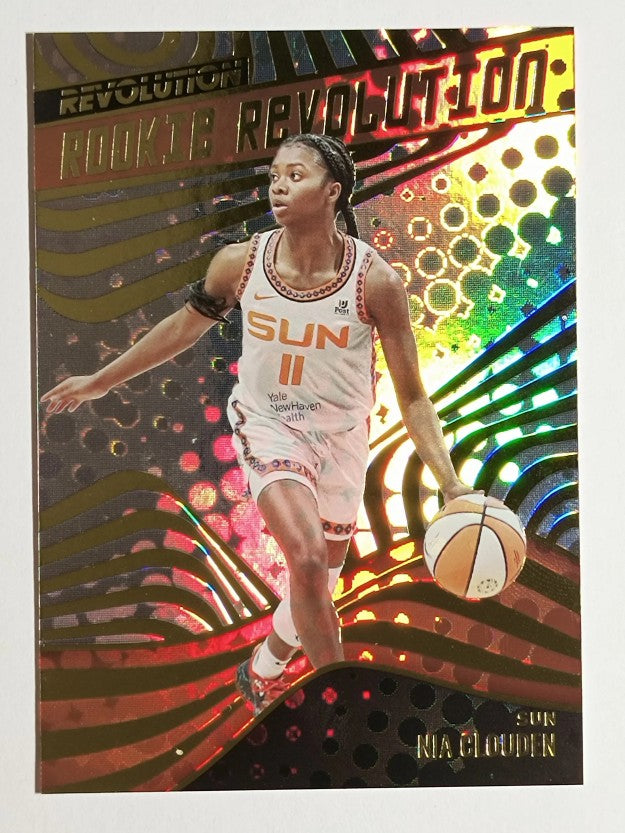 2022 Panini Revolution WNBA Rookie Revolution #1 Nia Clouden