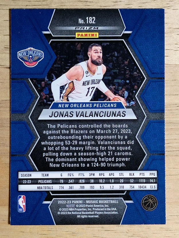 2022-23 Panini Mosaic Mosaic Reactive Blue #182 Jonas Valanciunas