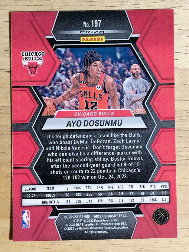 2022-23 Panini Mosaic Mosaic Reactive Blue #197 Ayo Dosunmu