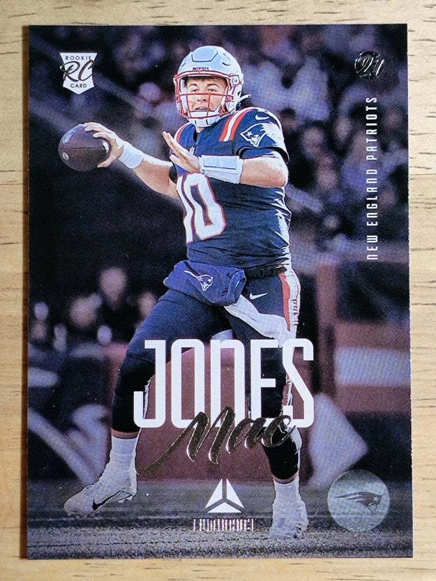 2021 Panini Chronicles Luminance Update Rookies #205 Mac Jones
