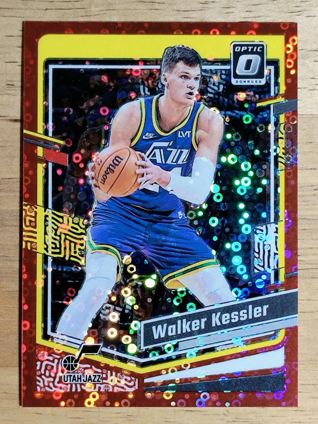2023-24 Donruss Optic Red Glitter #25 Walker Kessler