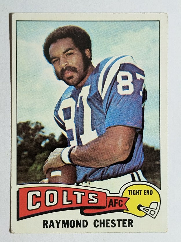 1975 Topps #247 Raymond Chester (VGEX)