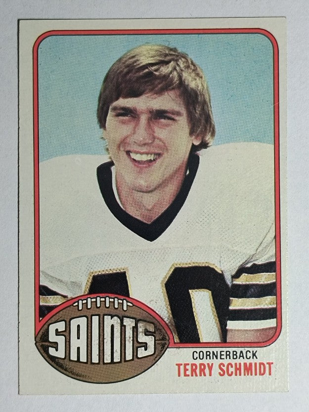 1976 Topps #247 Terry Schmidt RC (EXMT)