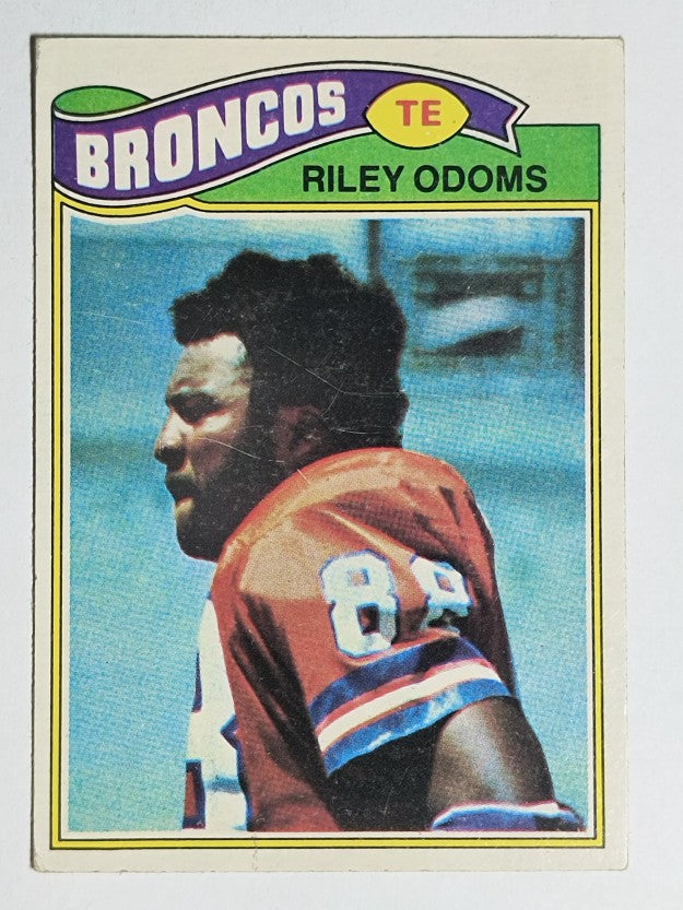 1977 Topps #35 Riley Odoms (EX)