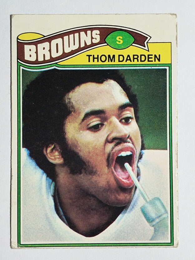 1977 Topps #69 Thom Darden (VGEX)